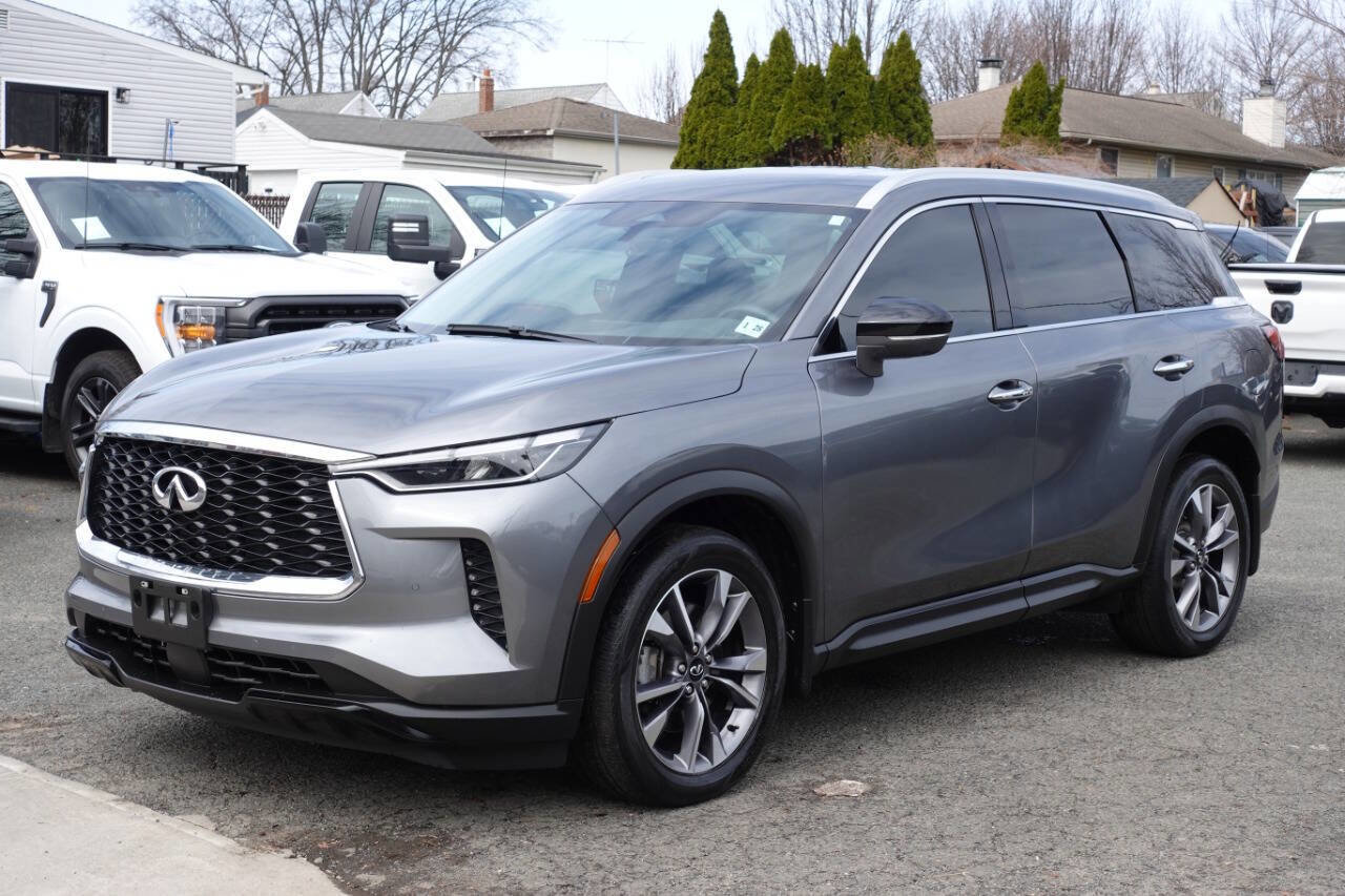 Used 2023 INFINITI QX60 Luxe image 1