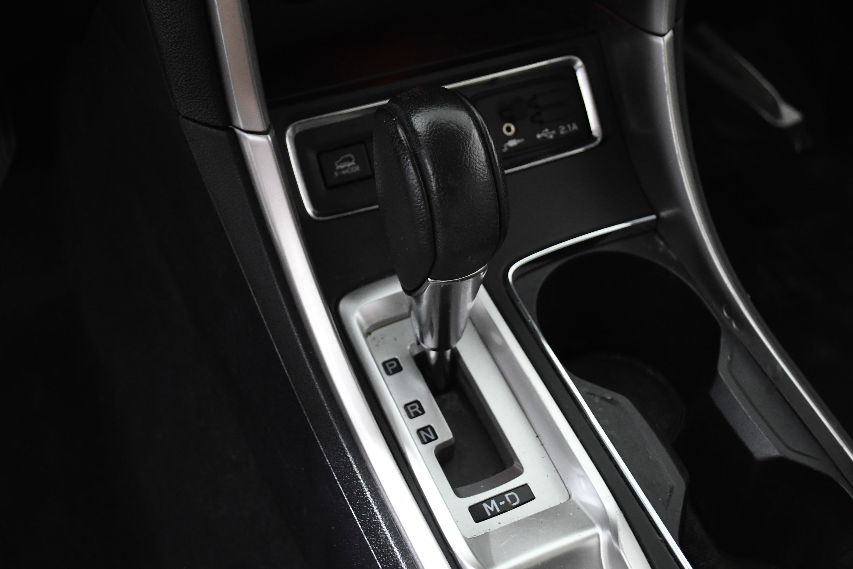 Used 2020 Subaru Ascent Premium w/ Convenience Package image 14