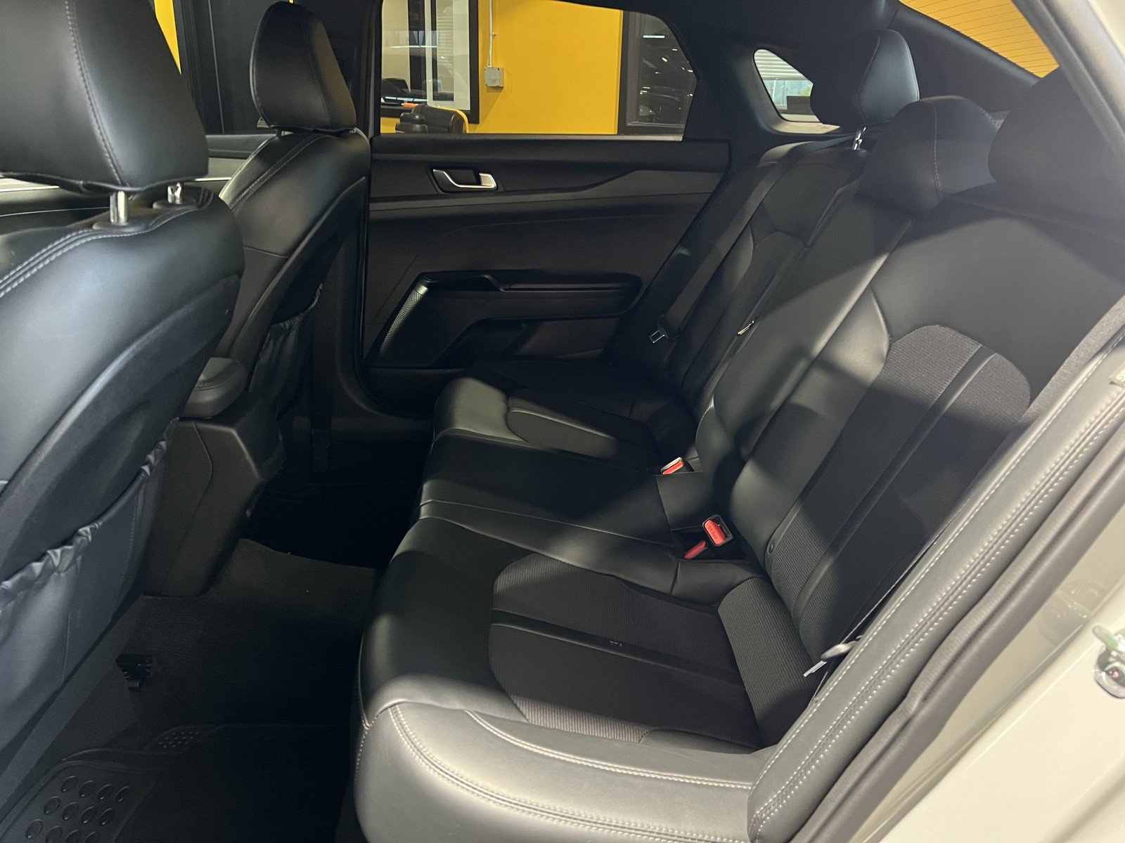 Used 2022 Kia K5 GT-Line w/ GT-Line FWD Premium Package image 18