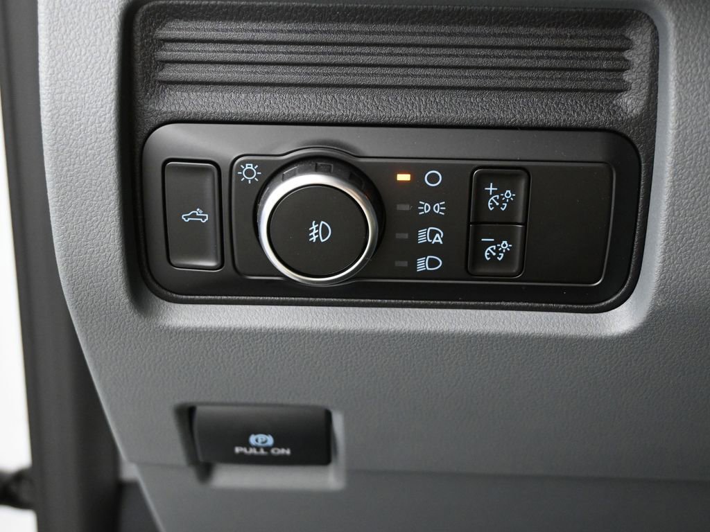 New 2026 Ford F350 XL w/ XL Chrome Package RWD image 11