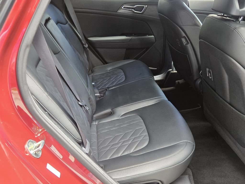 Used 2023 Kia Sportage X-Line AWD/4WD image 17