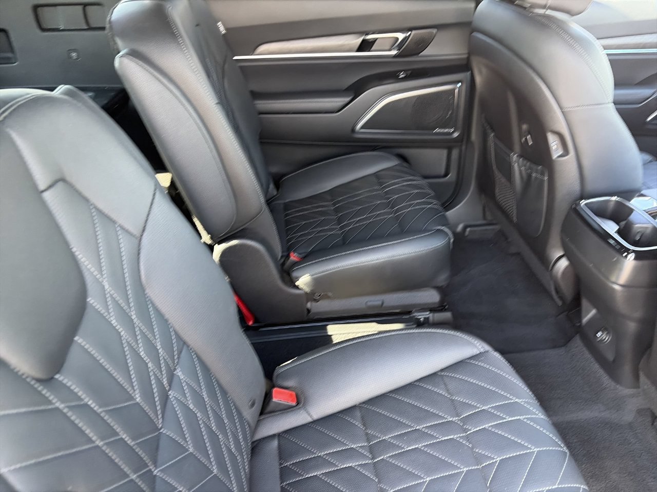 Certified 2024 Kia Telluride SX X-Line AWD/4WD image 12