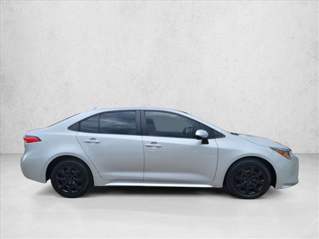 Used 2024 Toyota Corolla LE FWD image 4