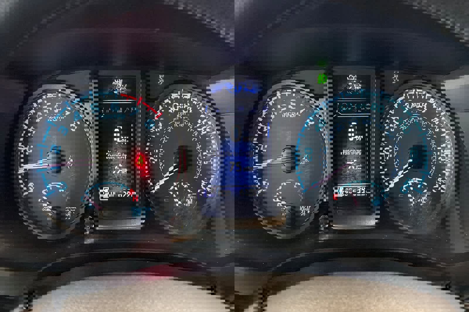 Used 2017 Toyota Tacoma TRD Off-Road image 26