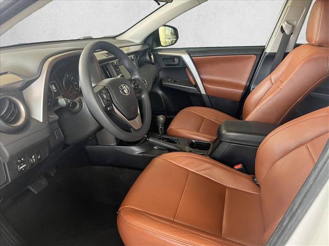 Used 2018 Toyota RAV4 LE w/ Carpet Mat Package FWD image 9