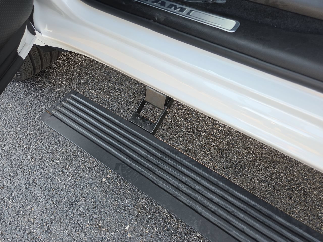 New 2027 RAM 1500 Tungsten AWD/4WD image 2