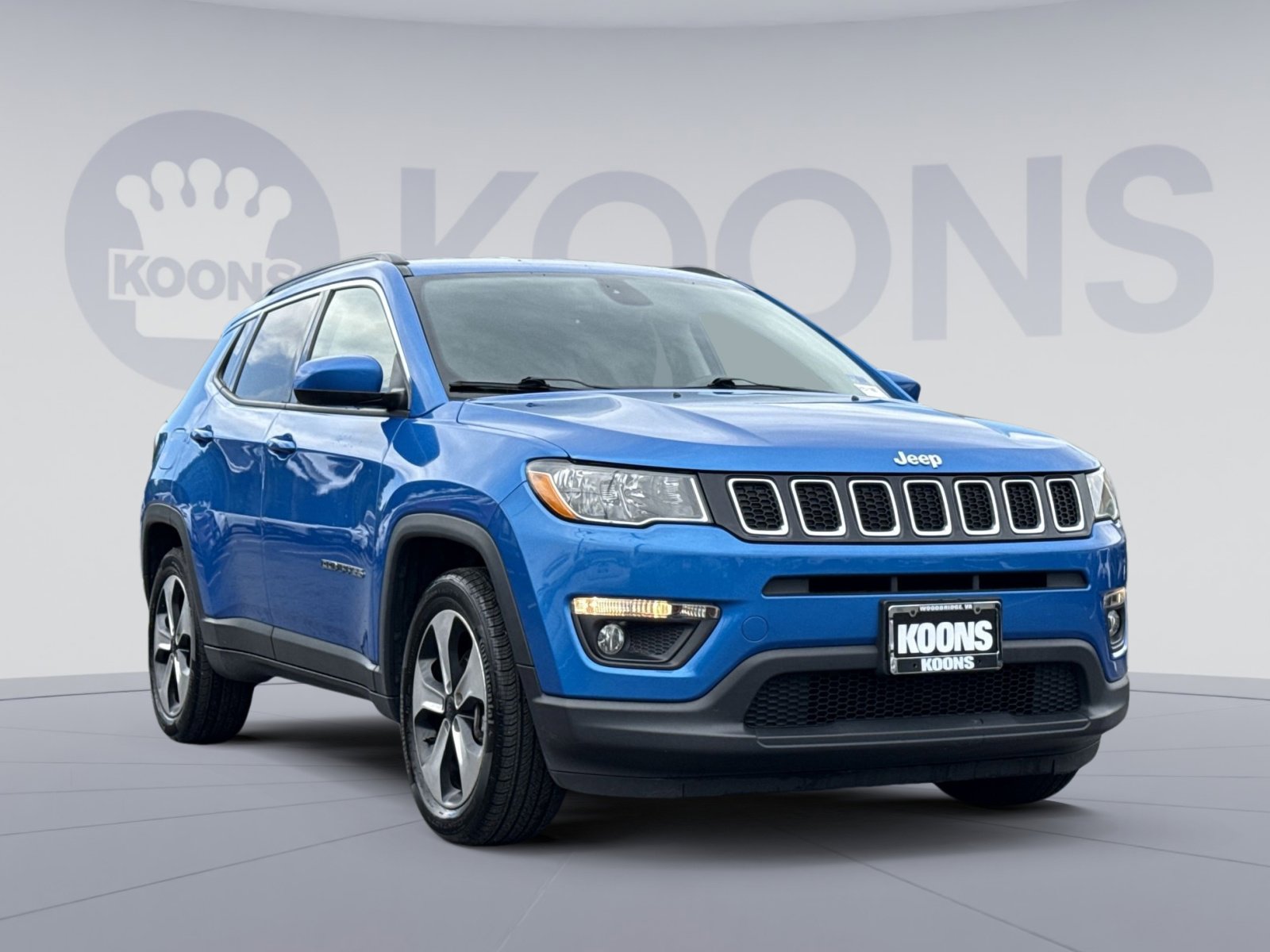 Used 2017 Jeep Compass Latitude w/ Popular Equipment Group FWD image 10