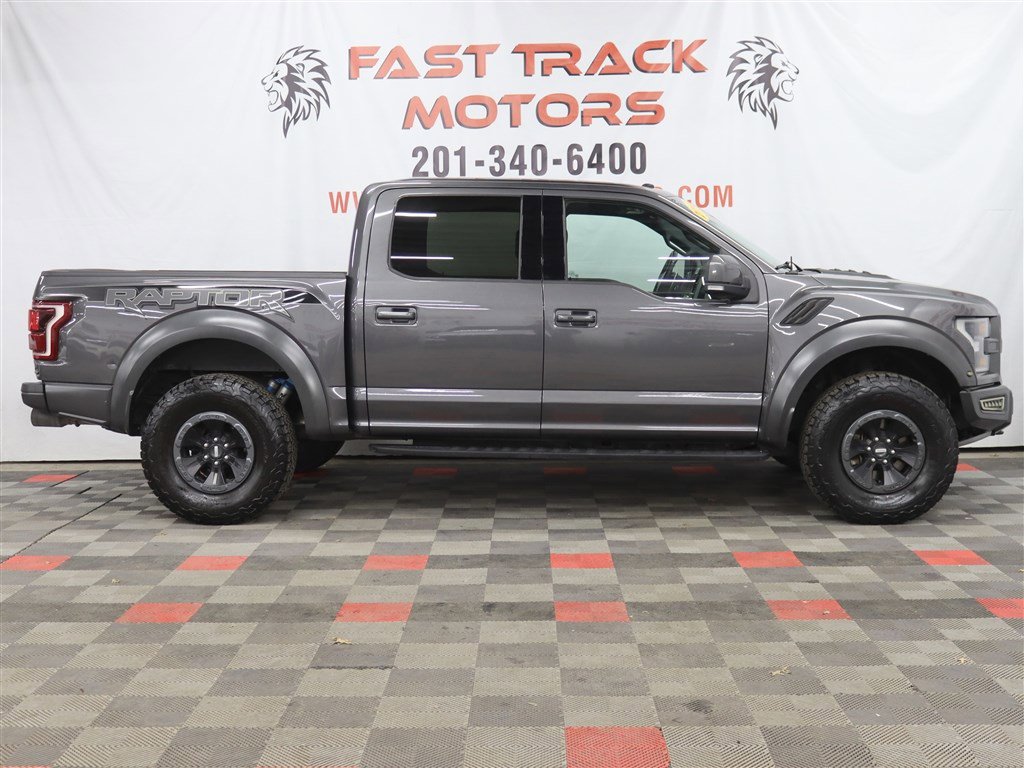 Used 2018 Ford F150 Raptor w/ Equipment Group 802A Luxury AWD/4WD image 4