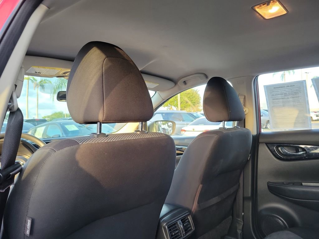 Used 2019 Nissan Rogue Sport SV image 9