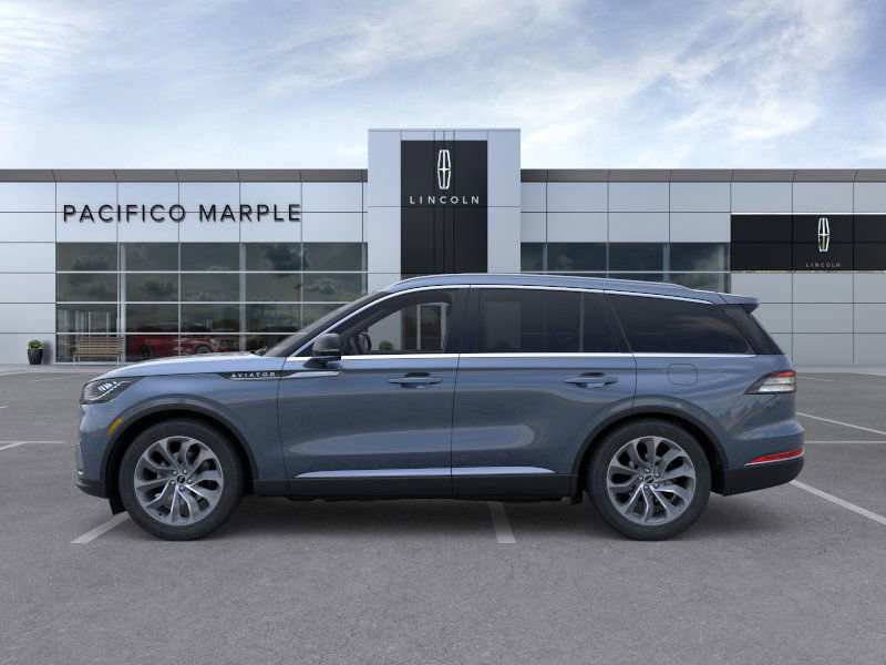 New 2026 Lincoln Aviator AWD image 3