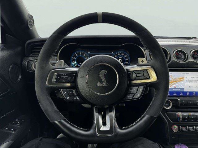 Used 2021 Ford Mustang Shelby GT500 w/ Carbon Fiber Track Pack RWD image 34