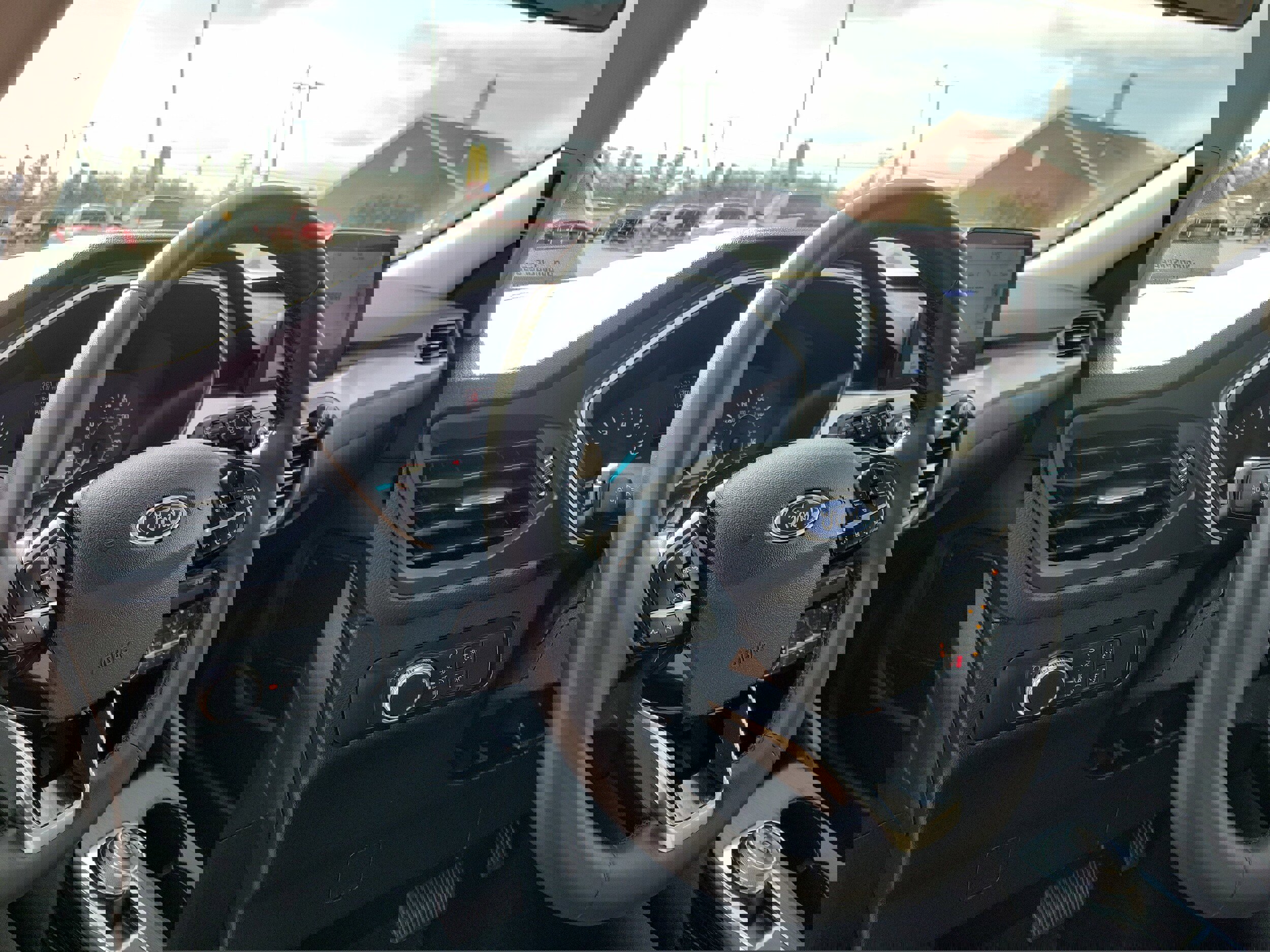 Certified 2022 Ford Escape SE w/ Cold Weather Package AWD/4WD image 20