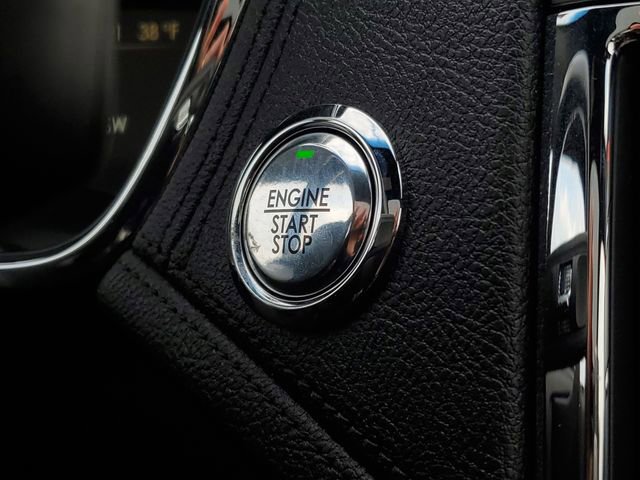 Used 2019 Lincoln Continental Select w/ Continental Climate Package image 15