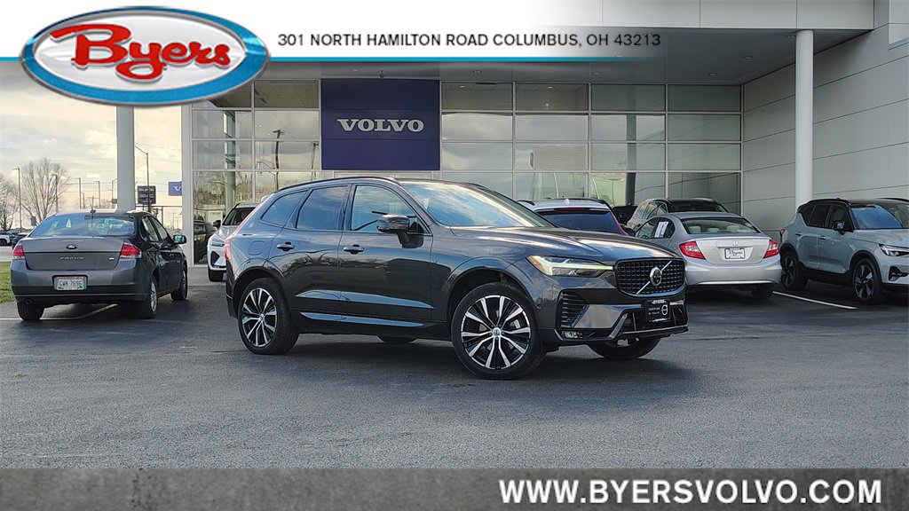 Certified 2025 Volvo XC60 B5 Plus image 1