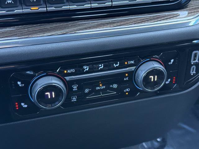 Used 2024 Chevrolet Silverado 1500 LT AWD/4WD image 19
