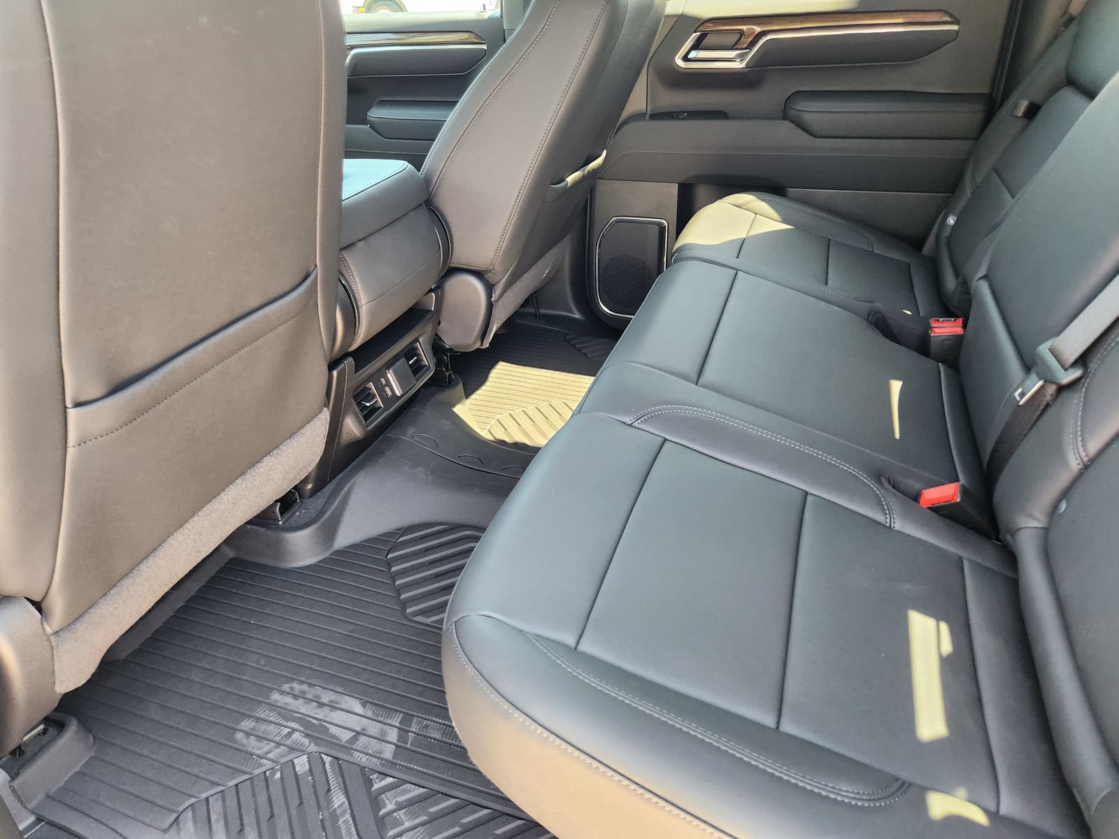 New 2026 Chevrolet Silverado 1500 LT AWD/4WD image 25