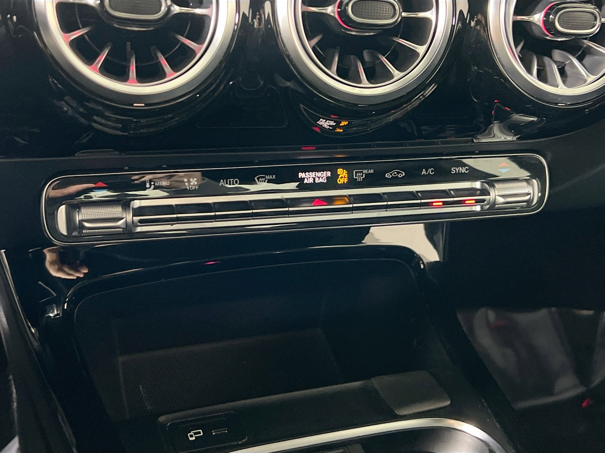 Used 2022 Mercedes-Benz CLA 250 image 15