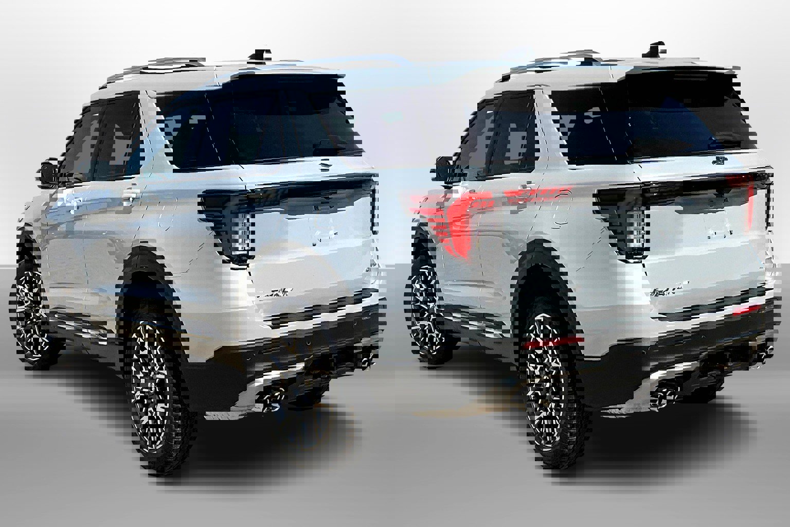 New 2025 Ford Explorer Platinum image 3
