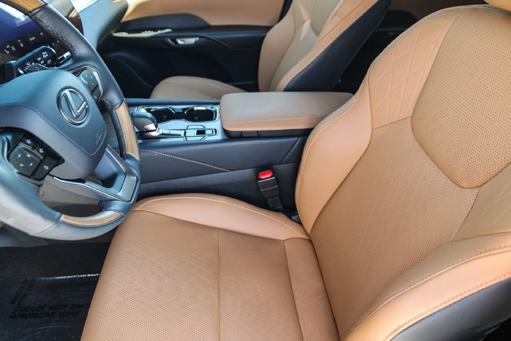 Certified 2024 Lexus RX 350 Premium Plus w/ Convenience Package FWD image 19