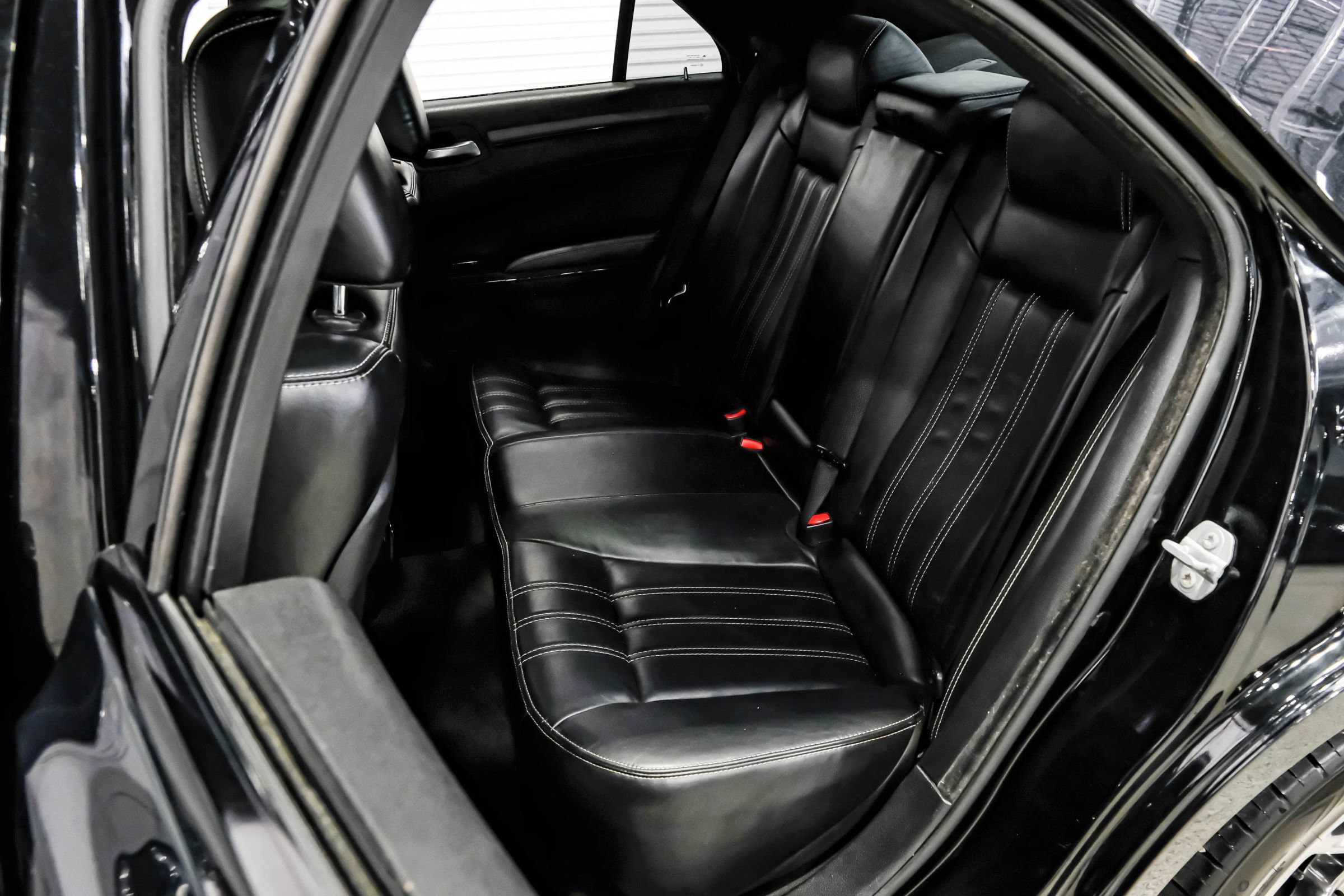 Used 2015 Chrysler 300 S w/ 300S Premium Group RWD image 52