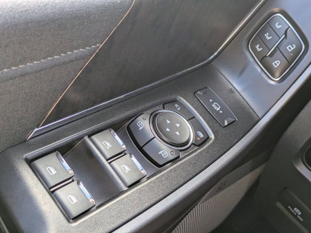 Used 2025 Ford F350 Lariat image 18