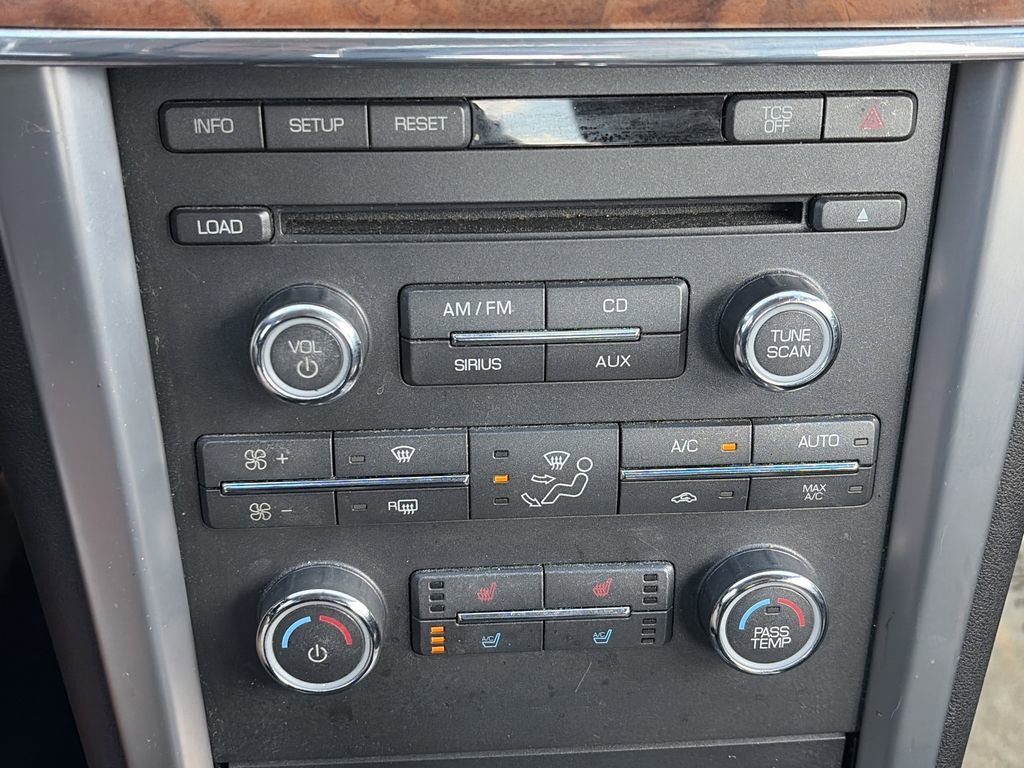 Used 2012 Lincoln MKZ FWD image 17
