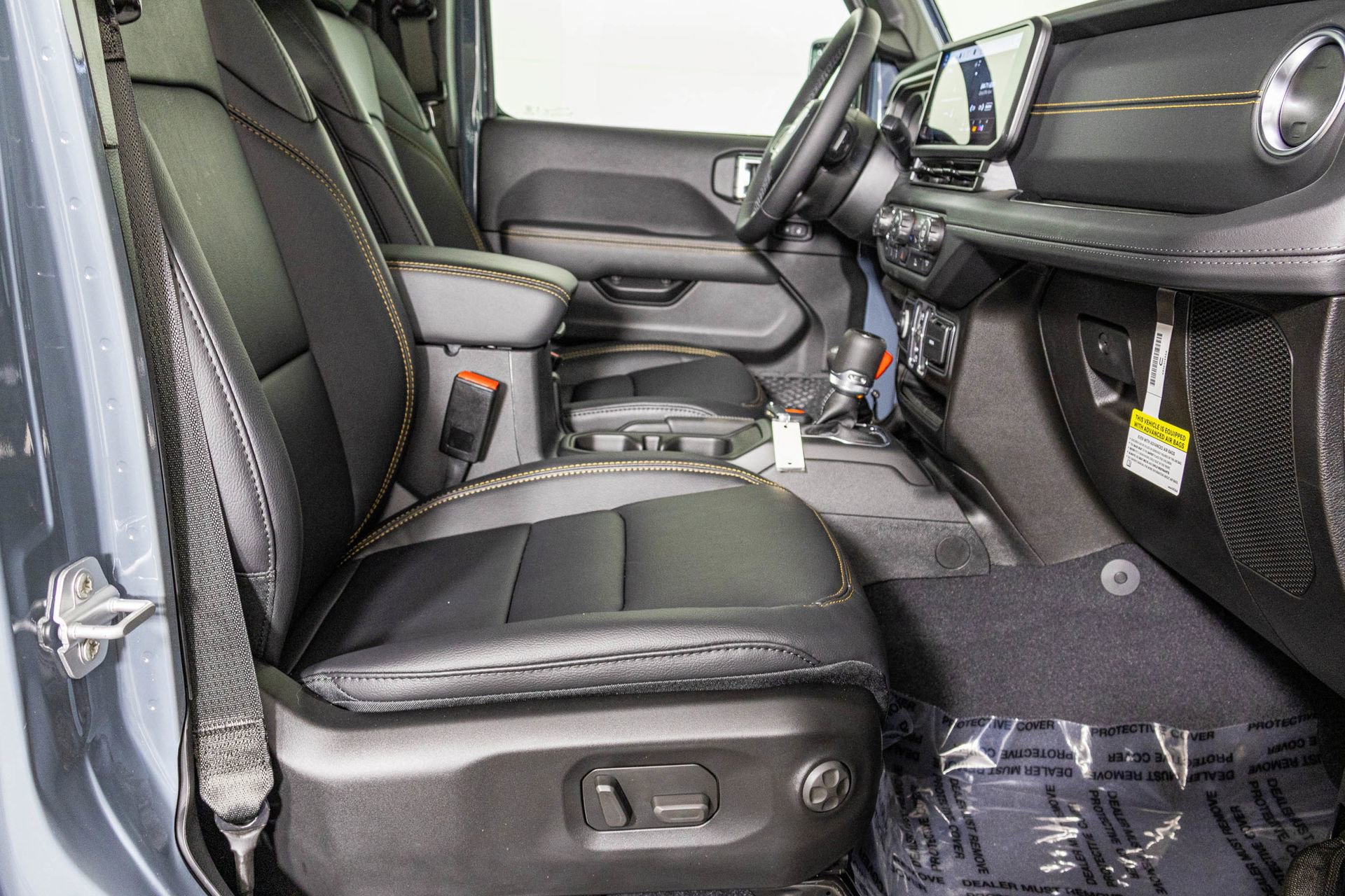New 2026 Jeep Gladiator Sport AWD/4WD image 47