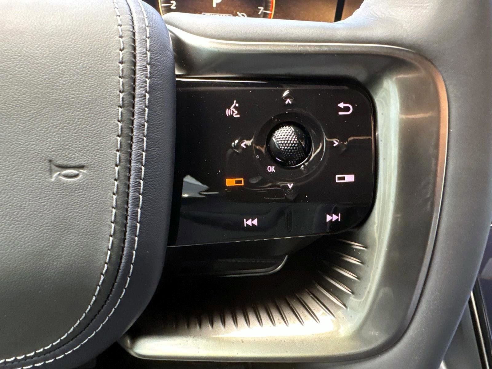 New 2026 INFINITI QX80 4WD w/ Sport Exterior Package image 23