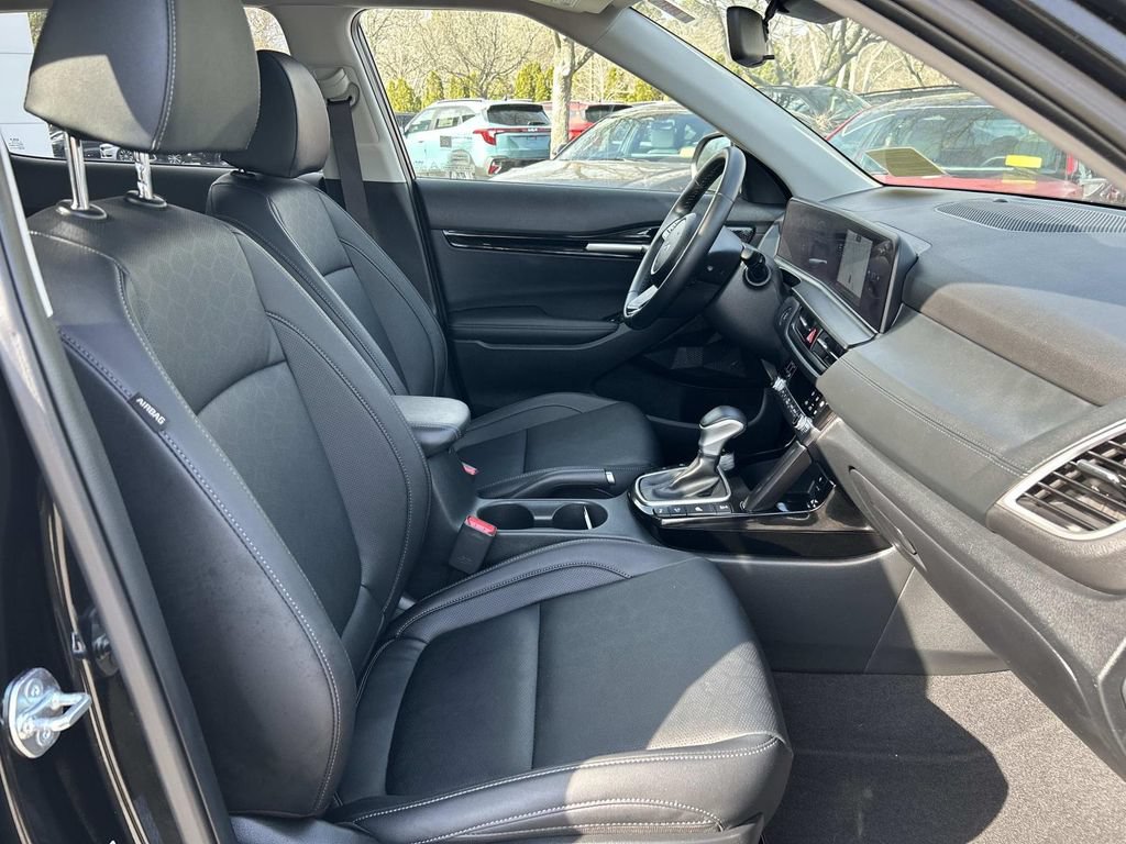 Used 2025 Kia Seltos EX w/ EX Sunroof Package AWD/4WD image 18