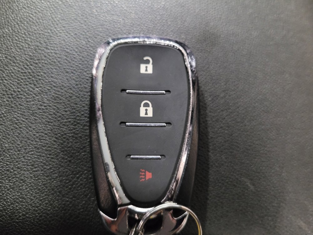Used 2018 Chevrolet Equinox LT AWD/4WD image 32