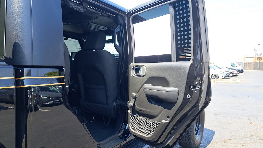 Used 2023 Jeep Gladiator Sport w/ Trailer Tow Package AWD/4WD image 25