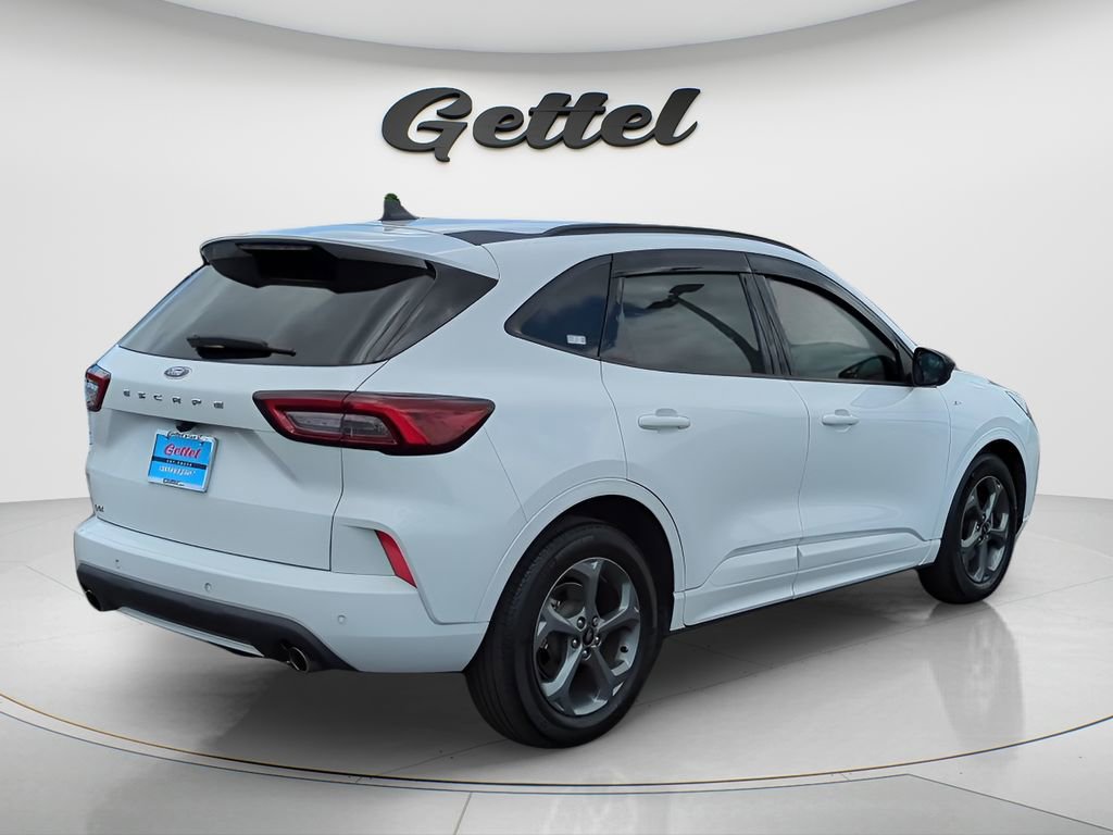 Used 2023 Ford Escape ST-Line w/ Tech Pack #1 image 6