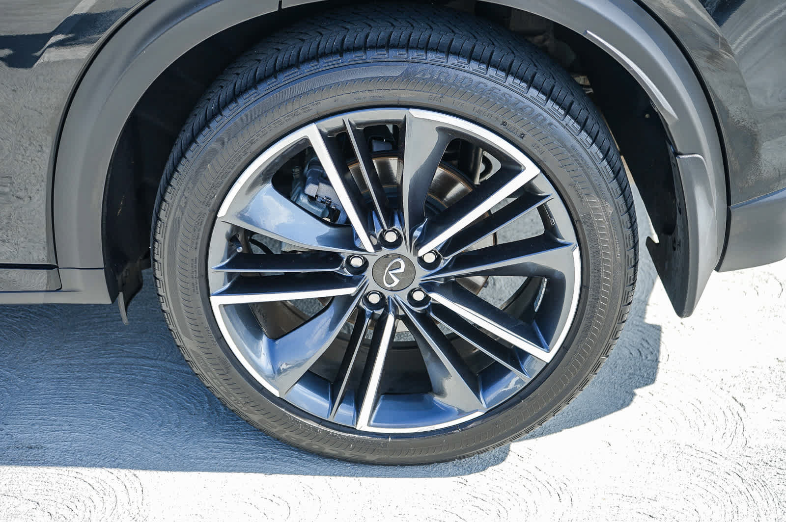 Used 2023 INFINITI QX55 Sensory w/ Lighting Package AWD/4WD image 9