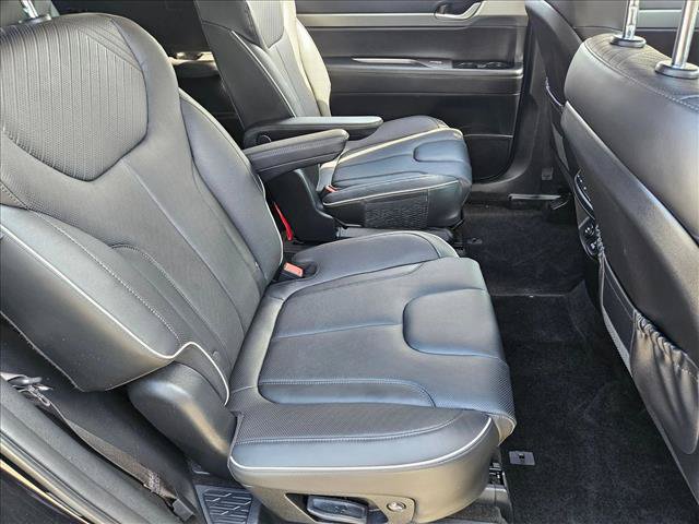 Used 2025 Hyundai Palisade SEL FWD image 19