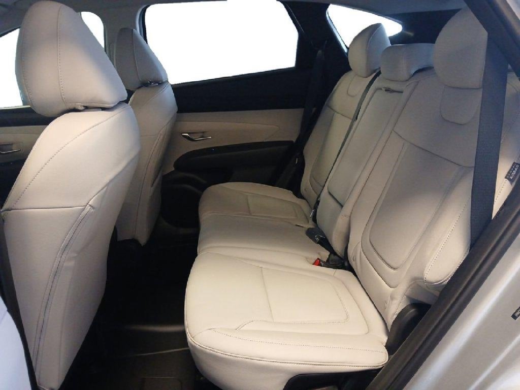 New 2026 Hyundai Tucson SEL FWD image 13