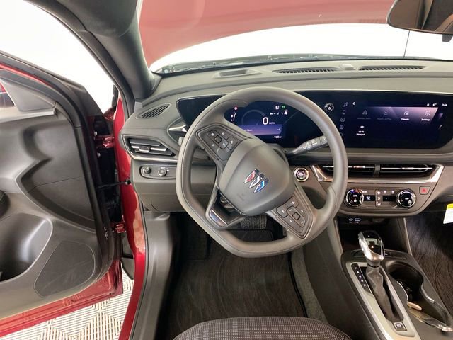 Used 2025 Buick Envista Preferred FWD image 33