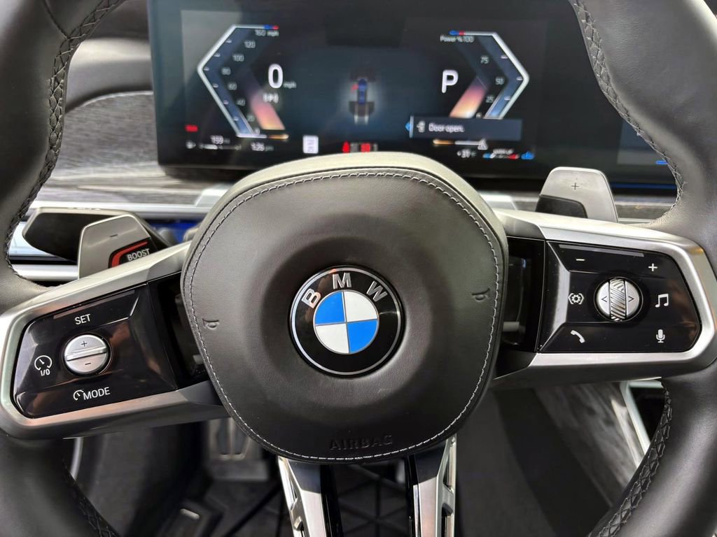 Used 2024 BMW 760i xDrive w/ Executive Package image 16