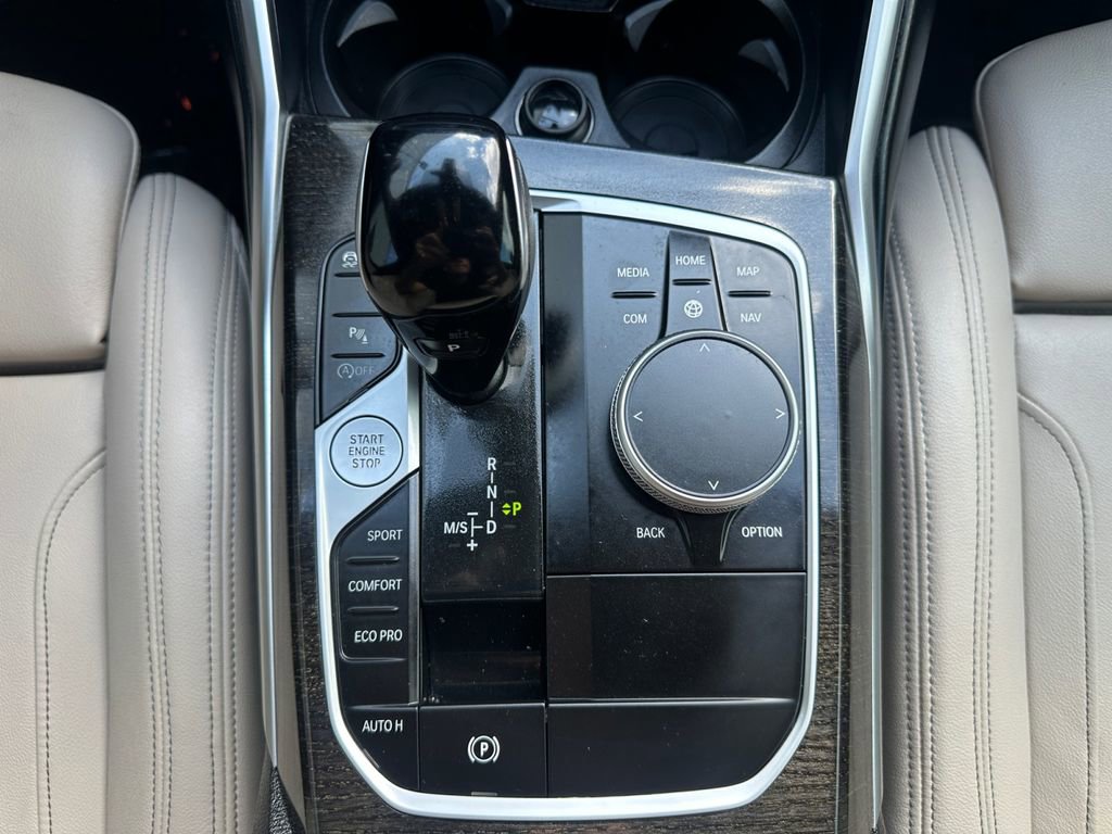 Used 2022 BMW 330i Sedan w/ Premium Package image 30