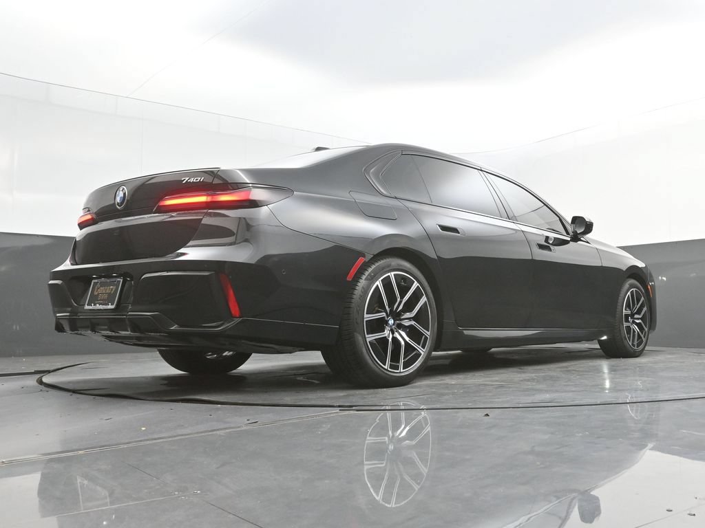 Certified 2023 BMW 740i w/ Parking Assistance Package RWD image 46