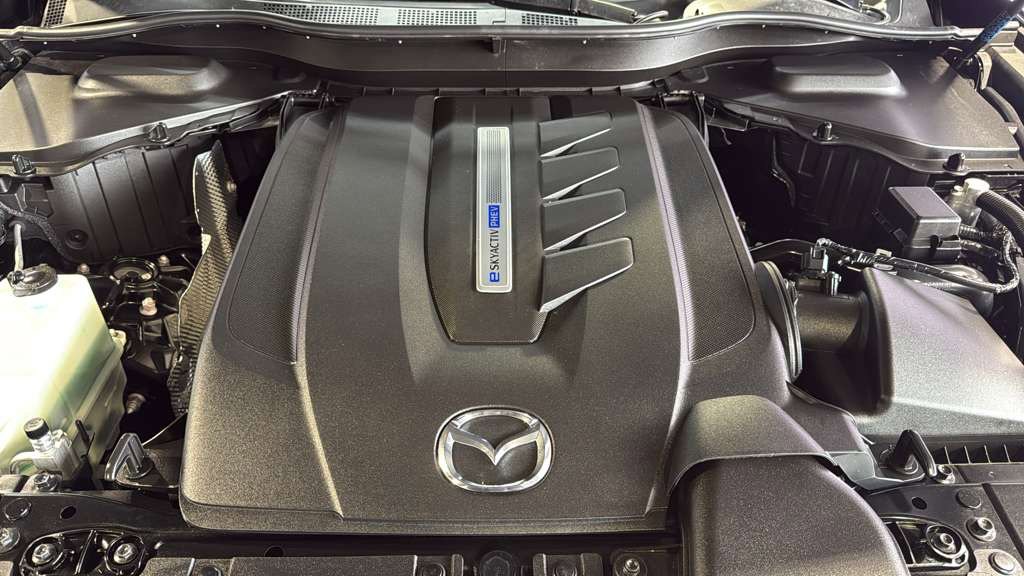 Used 2025 MAZDA CX-70 Plug-In Hybrid w/ Premium Plus AWD/4WD image 64