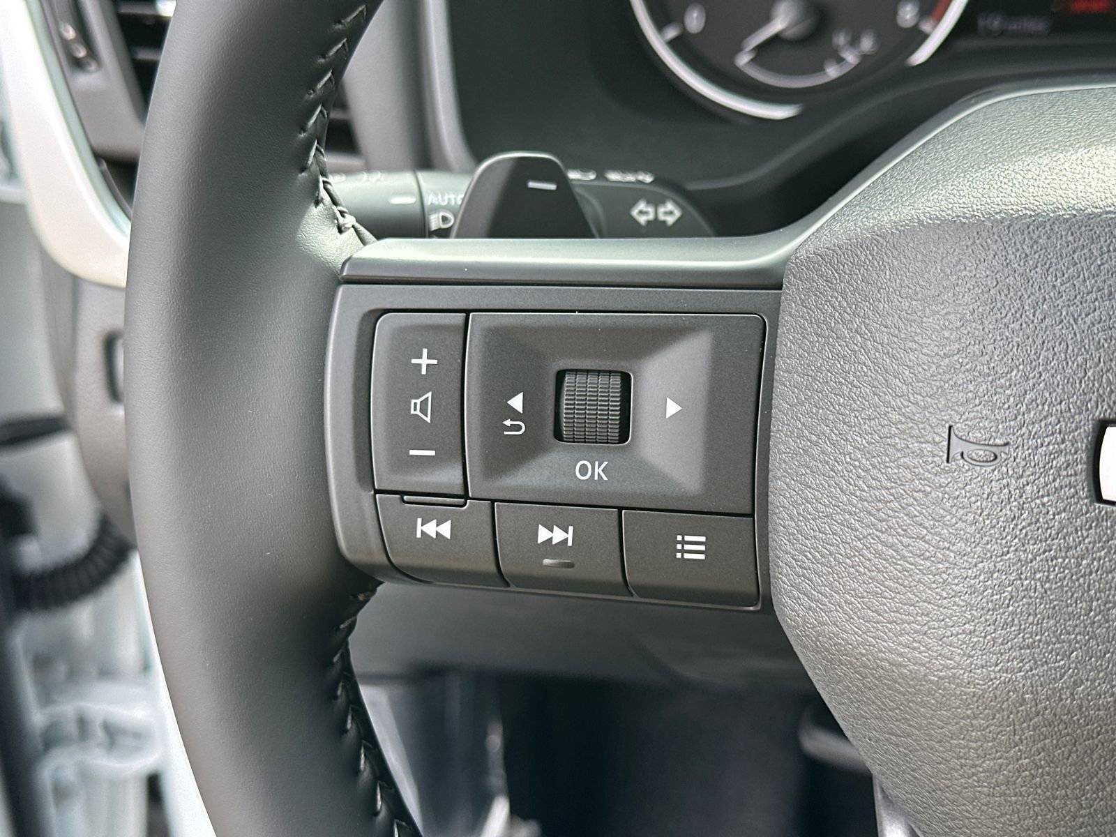 New 2026 Nissan Rogue SV w/ SV Premium Package image 26