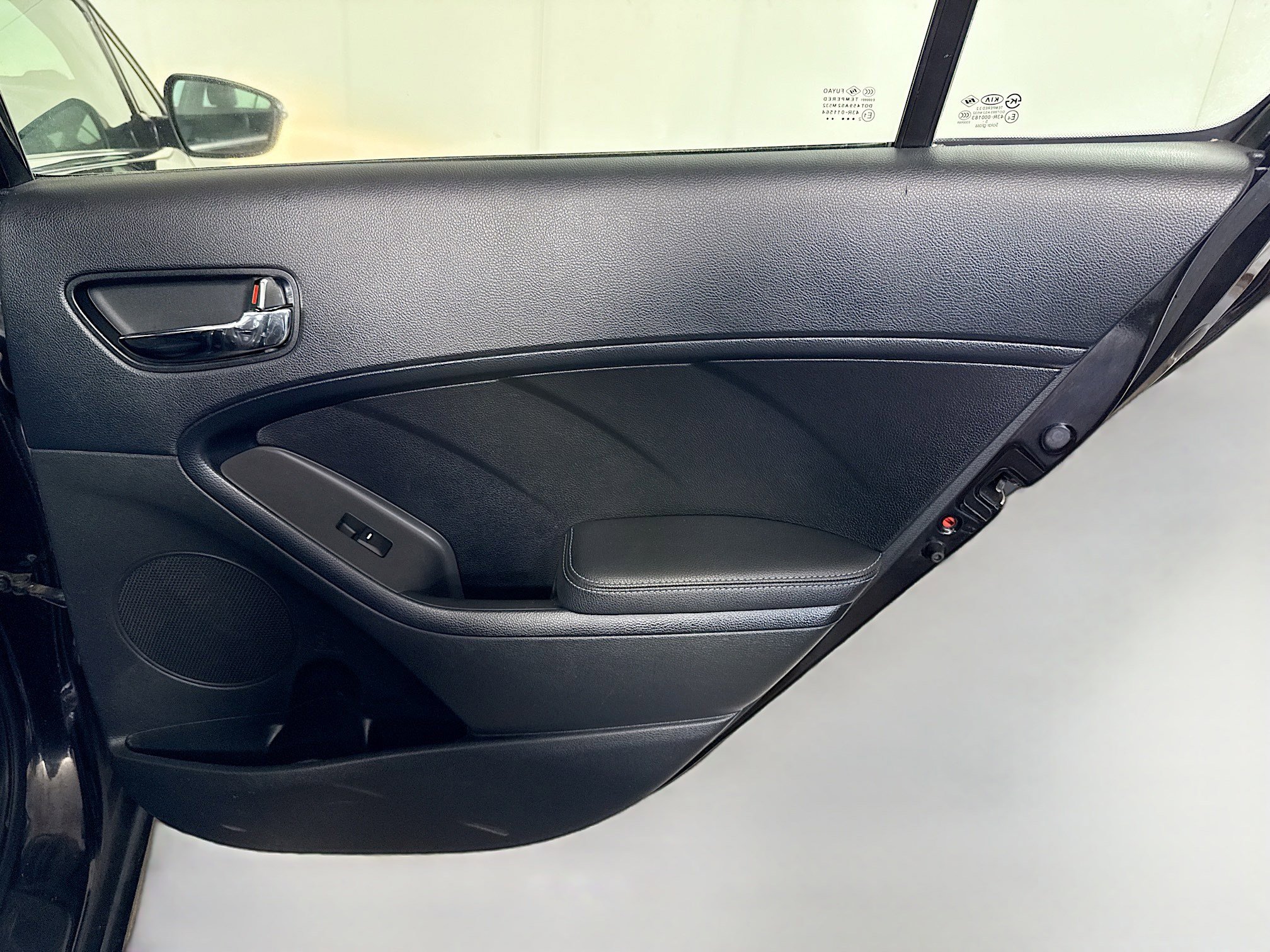 Used 2017 Kia Forte EX image 28