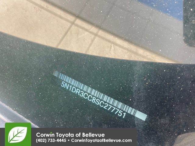 Used 2025 Nissan Pathfinder SL AWD/4WD image 23