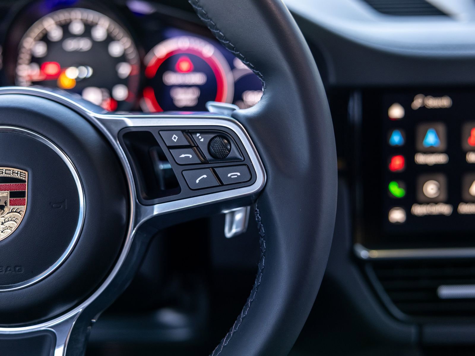 Certified 2023 Porsche Cayenne GTS AWD/4WD image 46