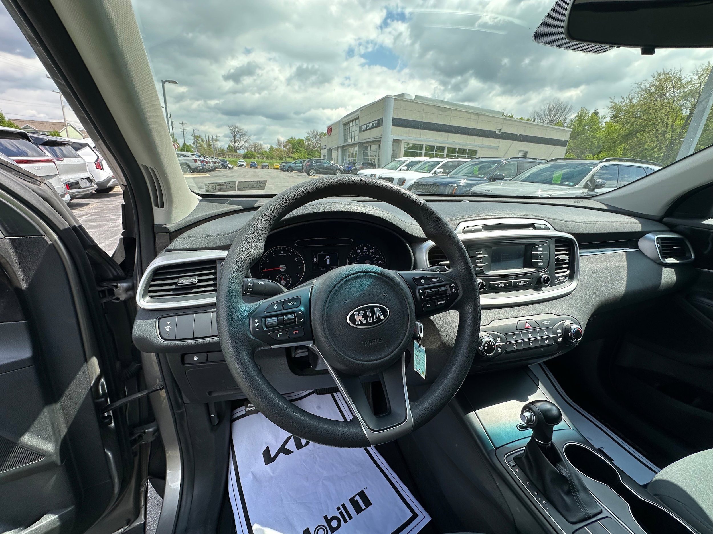 Used 2018 Kia Sorento L FWD image 24