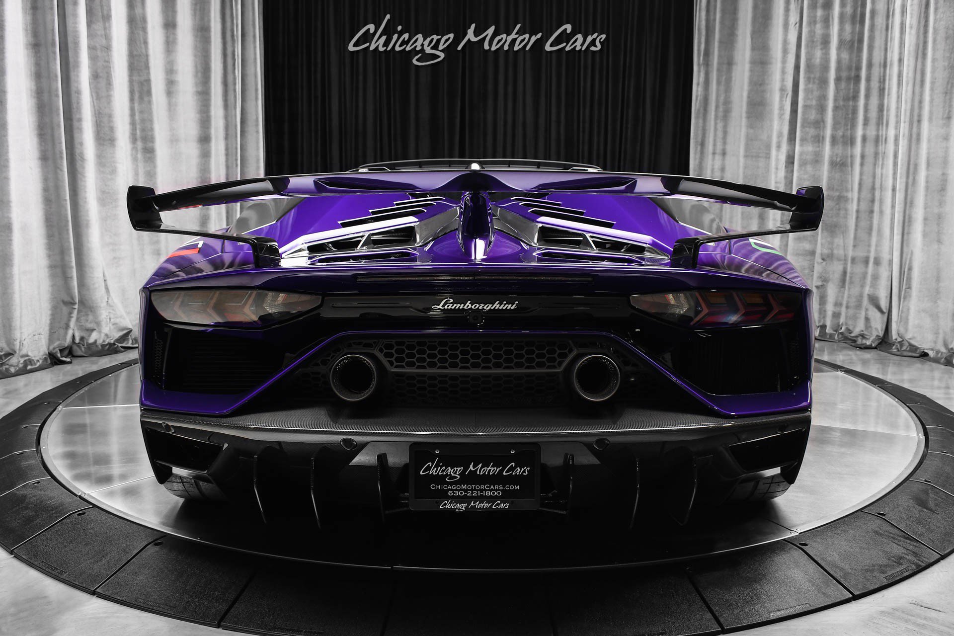 Used 2021 Lamborghini Aventador SVJ image 4
