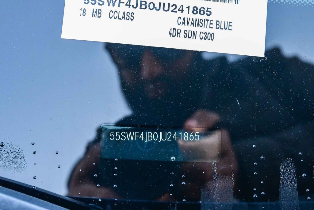 Used 2018 Mercedes-Benz C 300 Sedan image 32