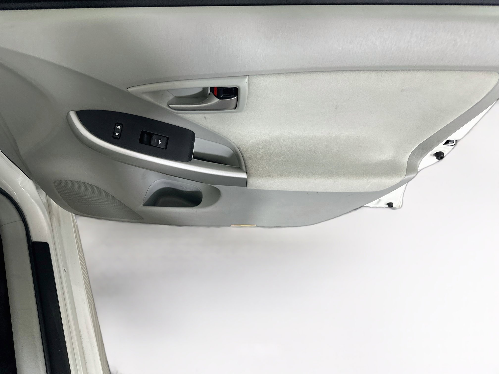 Used 2015 Toyota Prius Three w/ Solar Roof Package FWD image 30