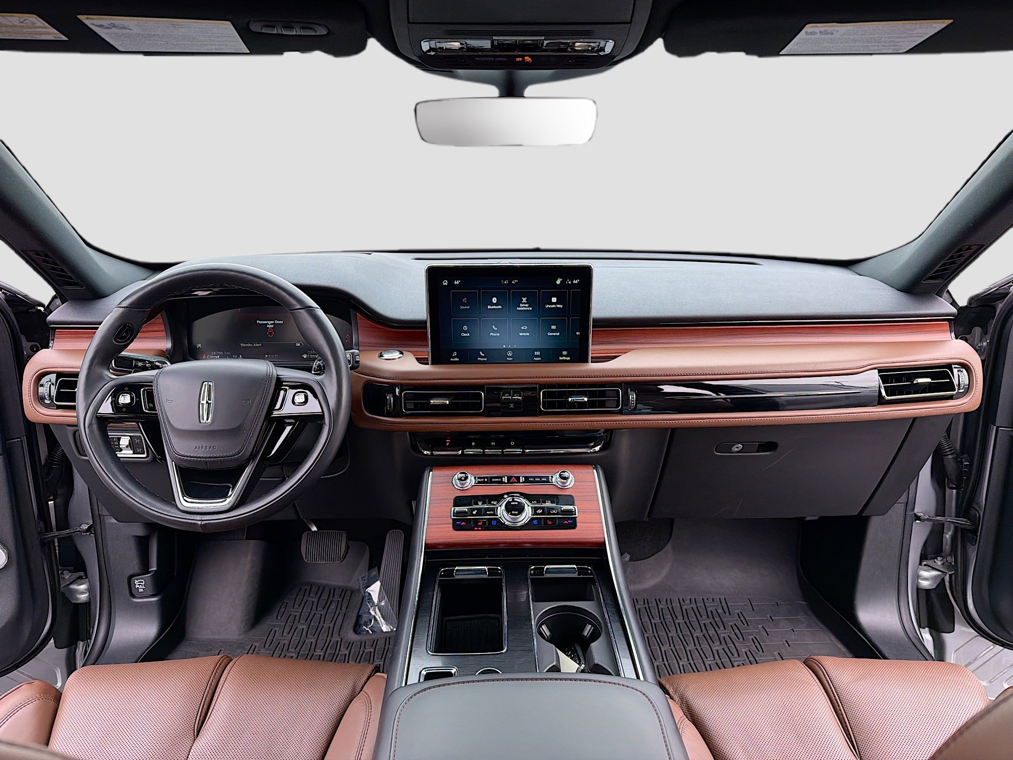 Used 2023 Lincoln Aviator Reserve w/ Equipment Group 201A image 3