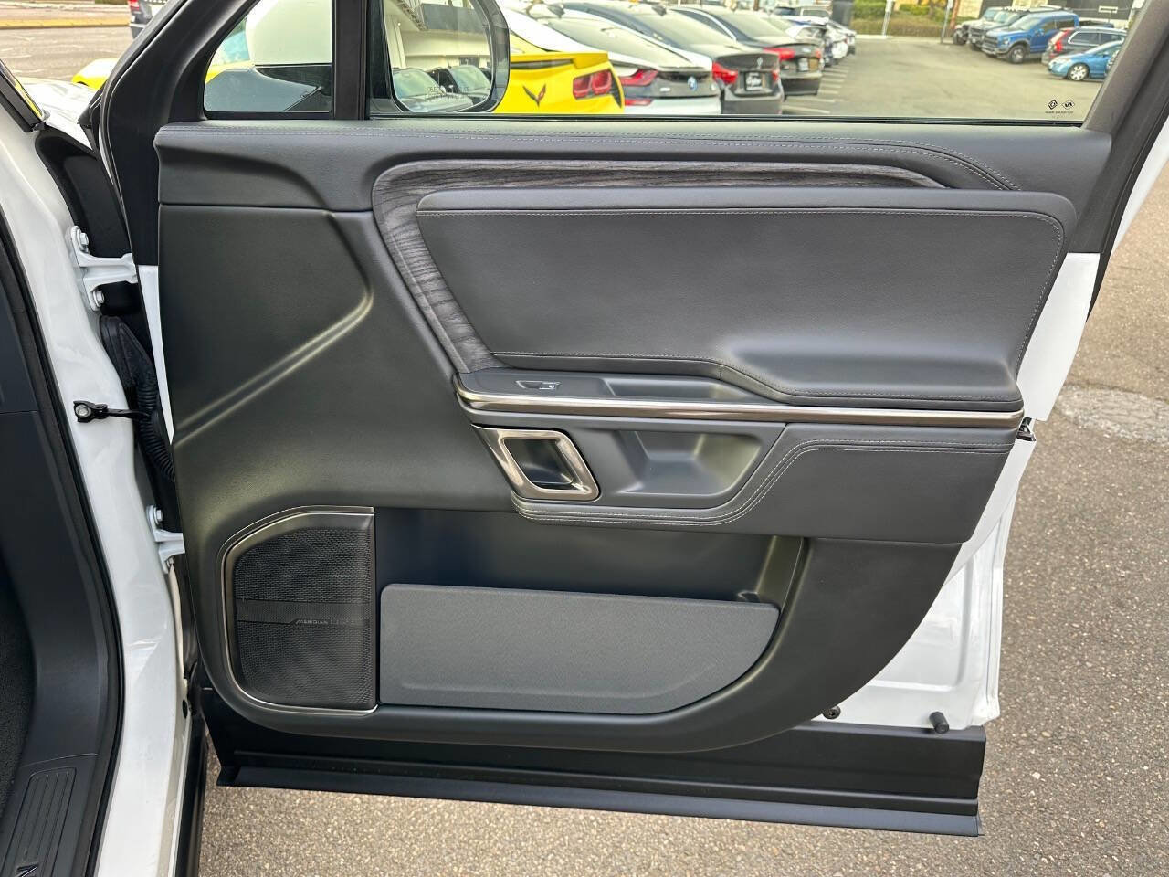 Used 2022 Rivian R1T Launch Edition image 19